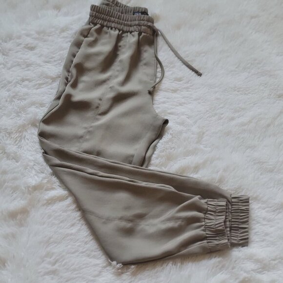 ZARA Tan Cream Neutral Casual Elastic Waist Pull on Pants Joggers- S - Picture 2 of 11